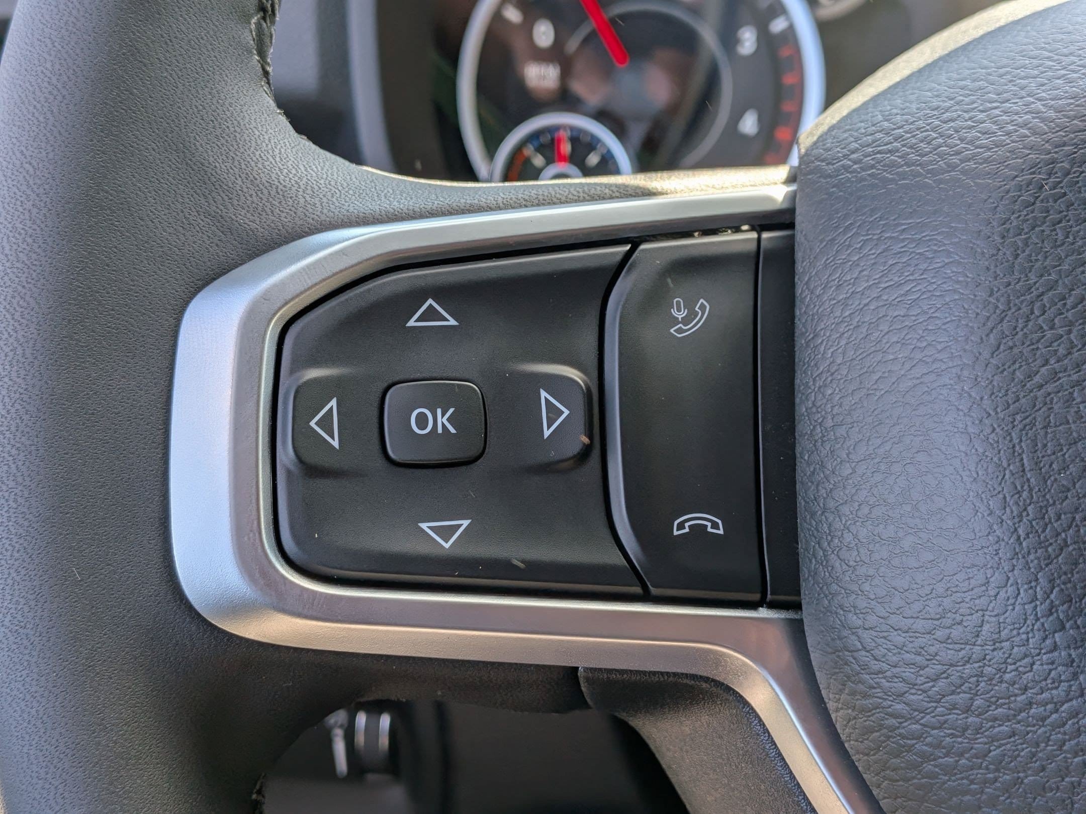 New 2026 RAM 2500 Big Horn AWD/4WD image 15