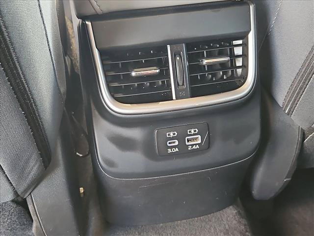 Used 2023 Subaru Outback Premium AWD/4WD image 24