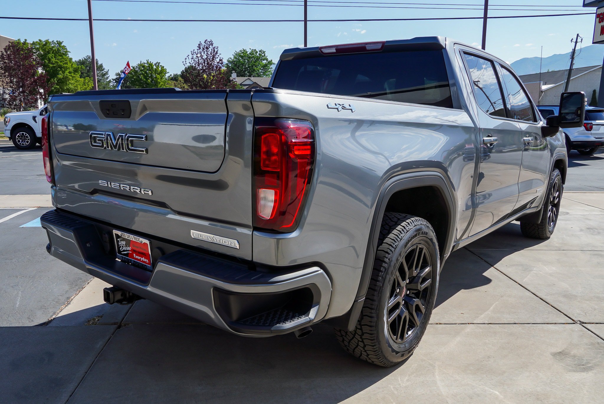 Used 2021 GMC Sierra 1500 Elevation AWD/4WD image 8