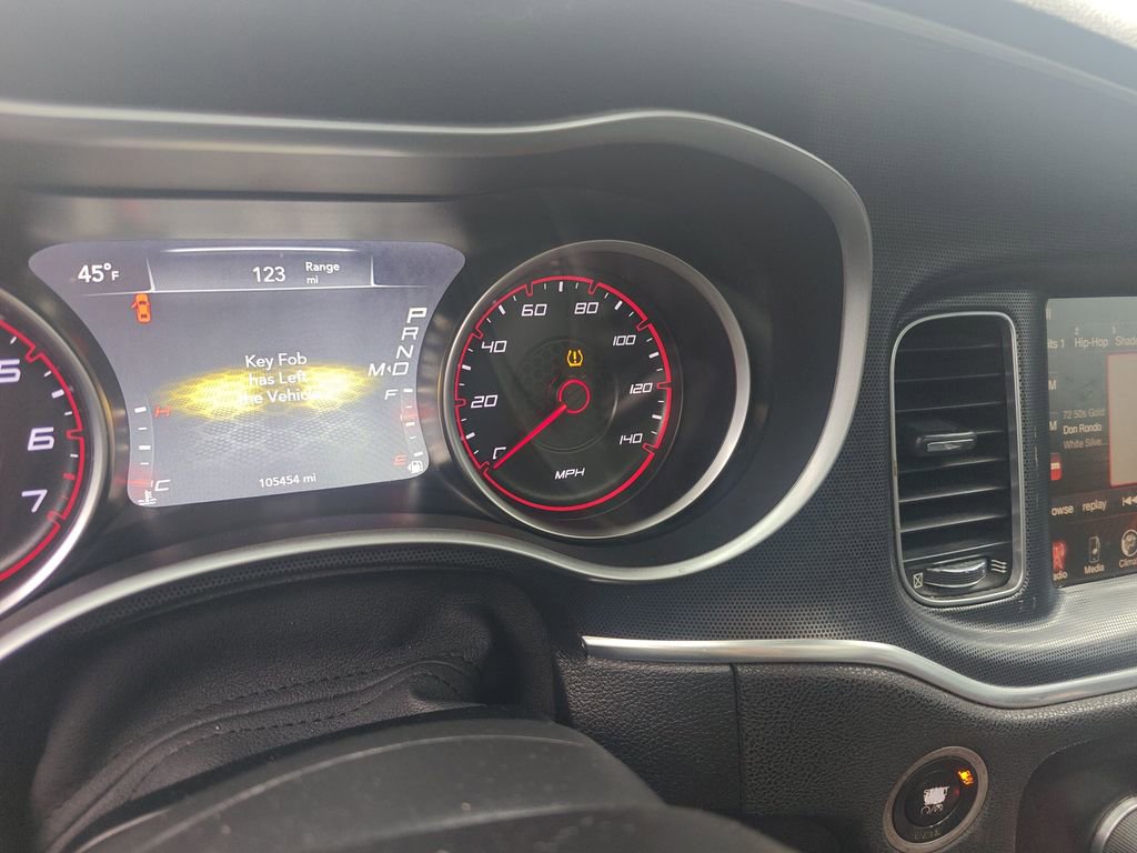 Used 2016 Dodge Charger SXT w/ Plus Group image 9