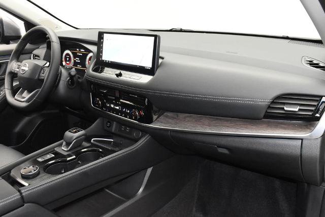 Certified 2026 Nissan Rogue Platinum w/ Platinum Premium Package AWD/4WD image 29