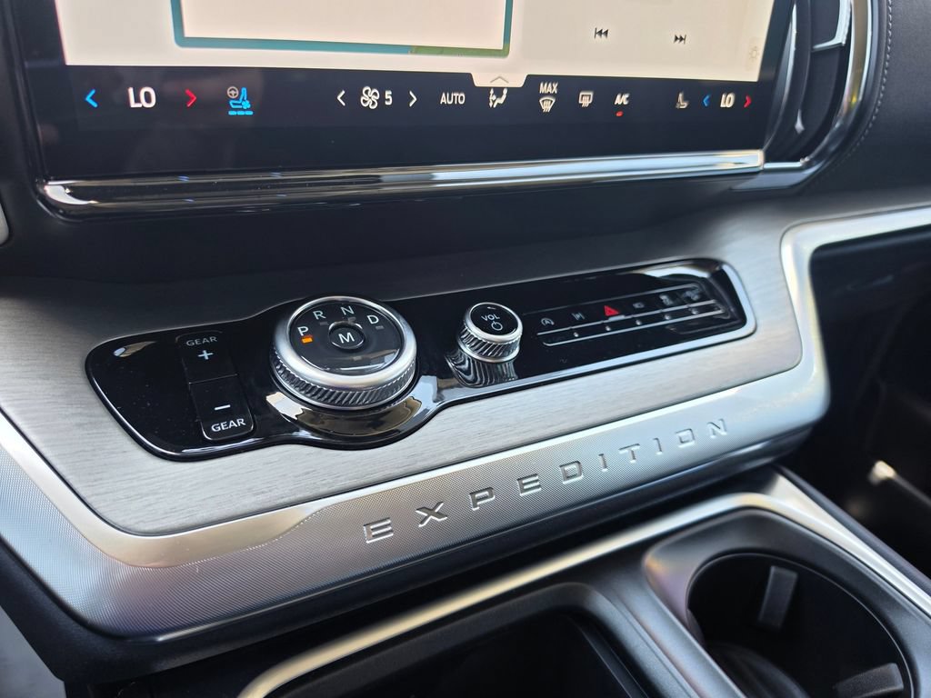New 2026 Ford Expedition Max Platinum w/ Driver's Package AWD/4WD image 26