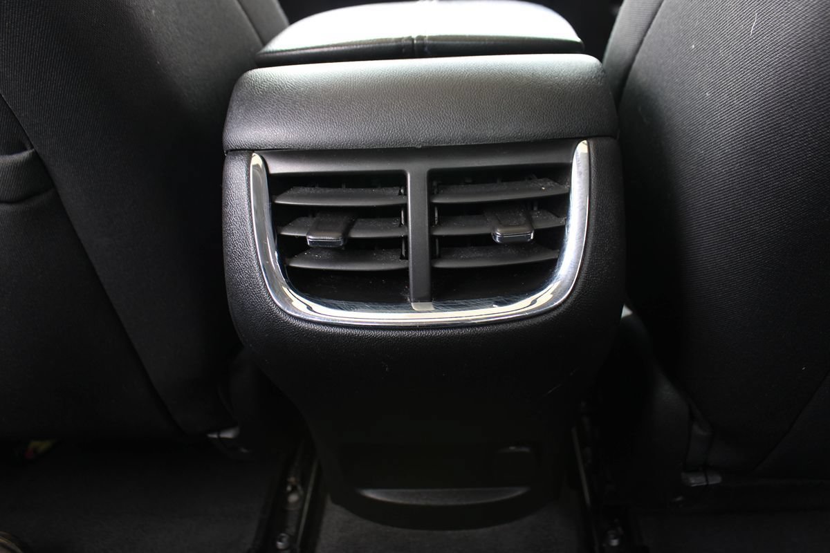 Used 2020 Chevrolet Malibu LT FWD image 45