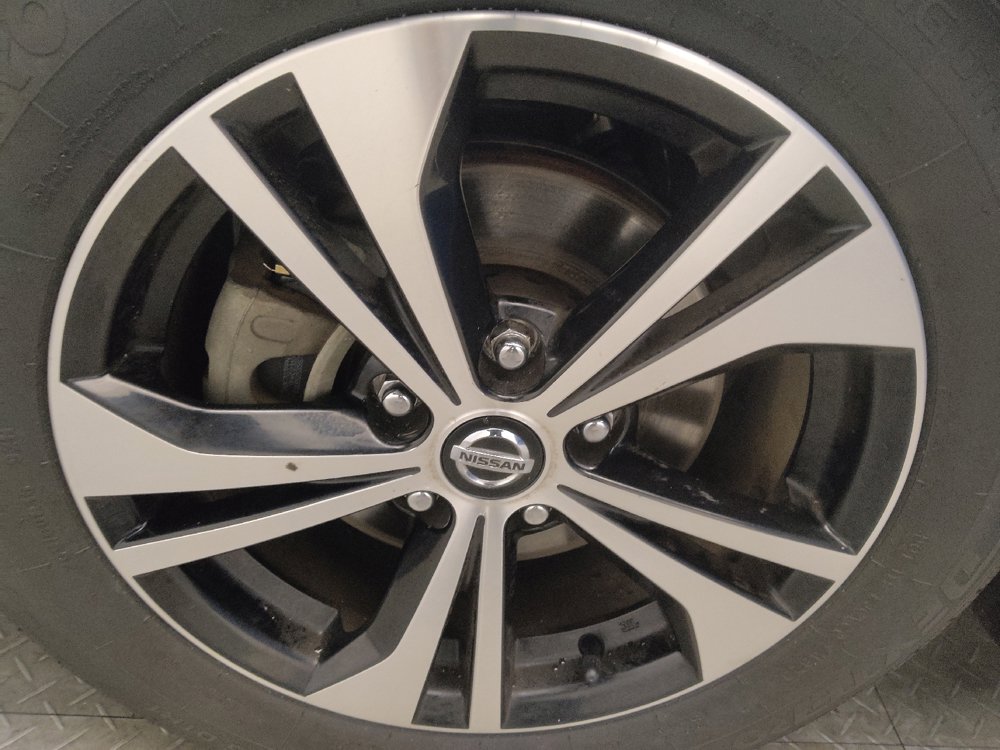 Used 2021 Nissan Sentra SV FWD image 31