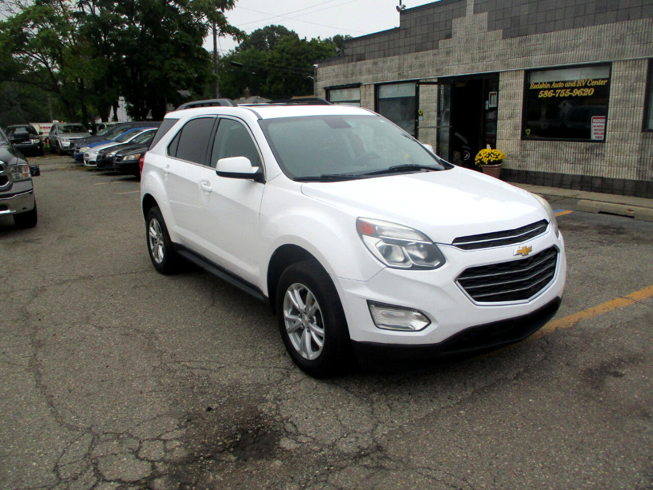 Used 2017 Chevrolet Equinox LT w/ Convenience Package image 1