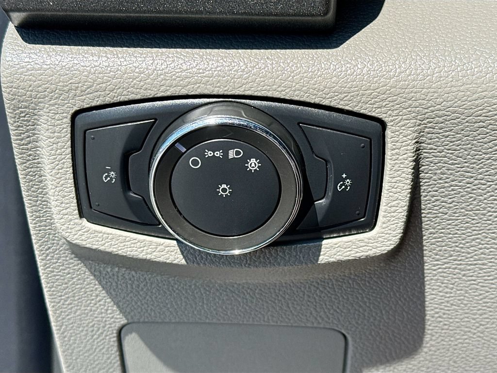Used 2020 Ford F550 4x4 Crew Cab Super Duty image 12