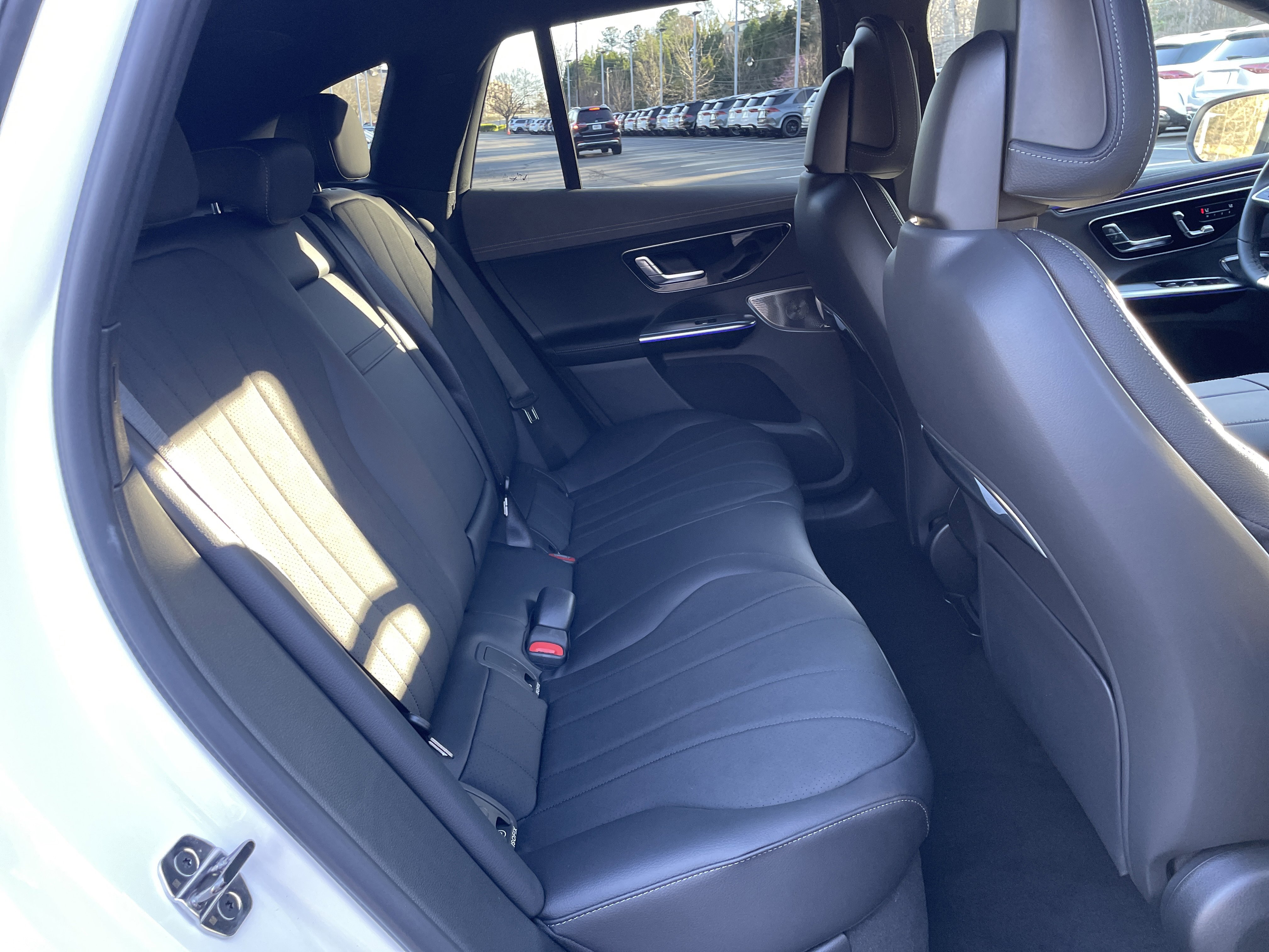 New 2026 Mercedes-Benz EQE 320 4MATIC SUV image 39