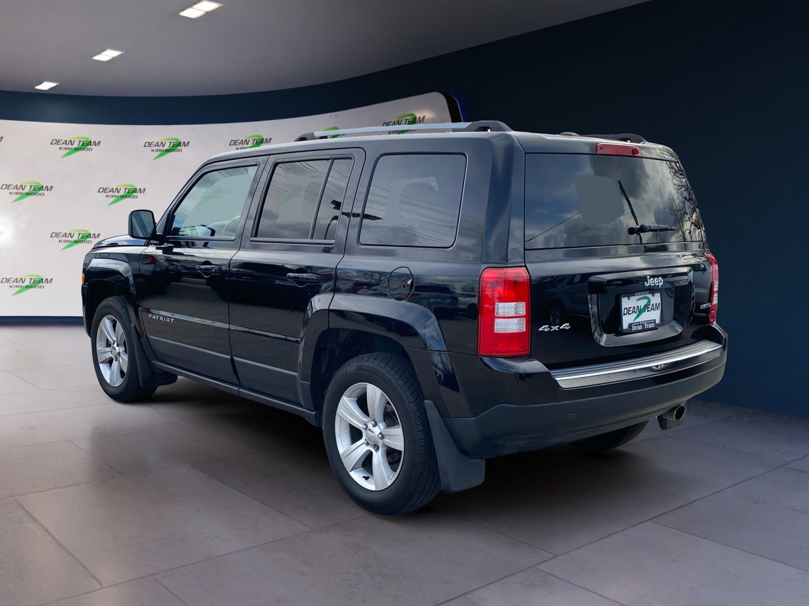 Used 2015 Jeep Patriot Limited w/ Sun/Sound Group image 4