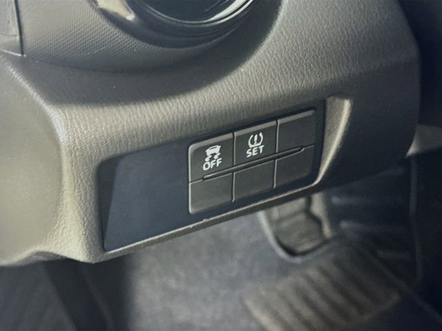 Used 2016 MAZDA MX-5 Miata Sport image 12