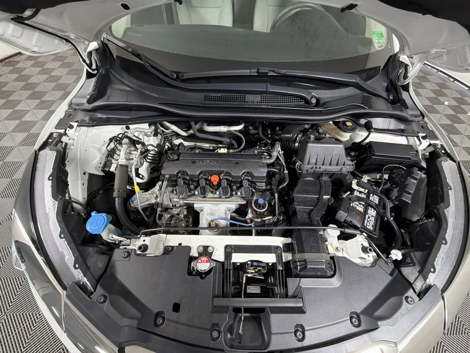 Used 2021 Honda HR-V LX image 26