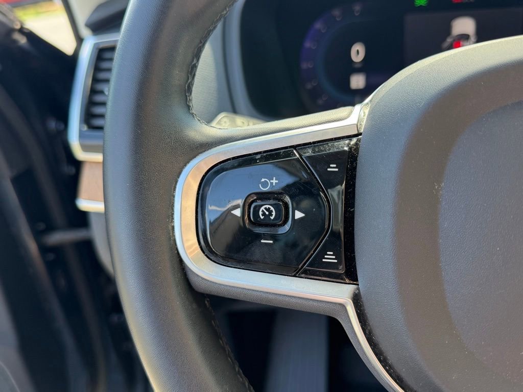 Used 2023 Volvo XC90 B6 Plus w/ Protection Package Premier image 19