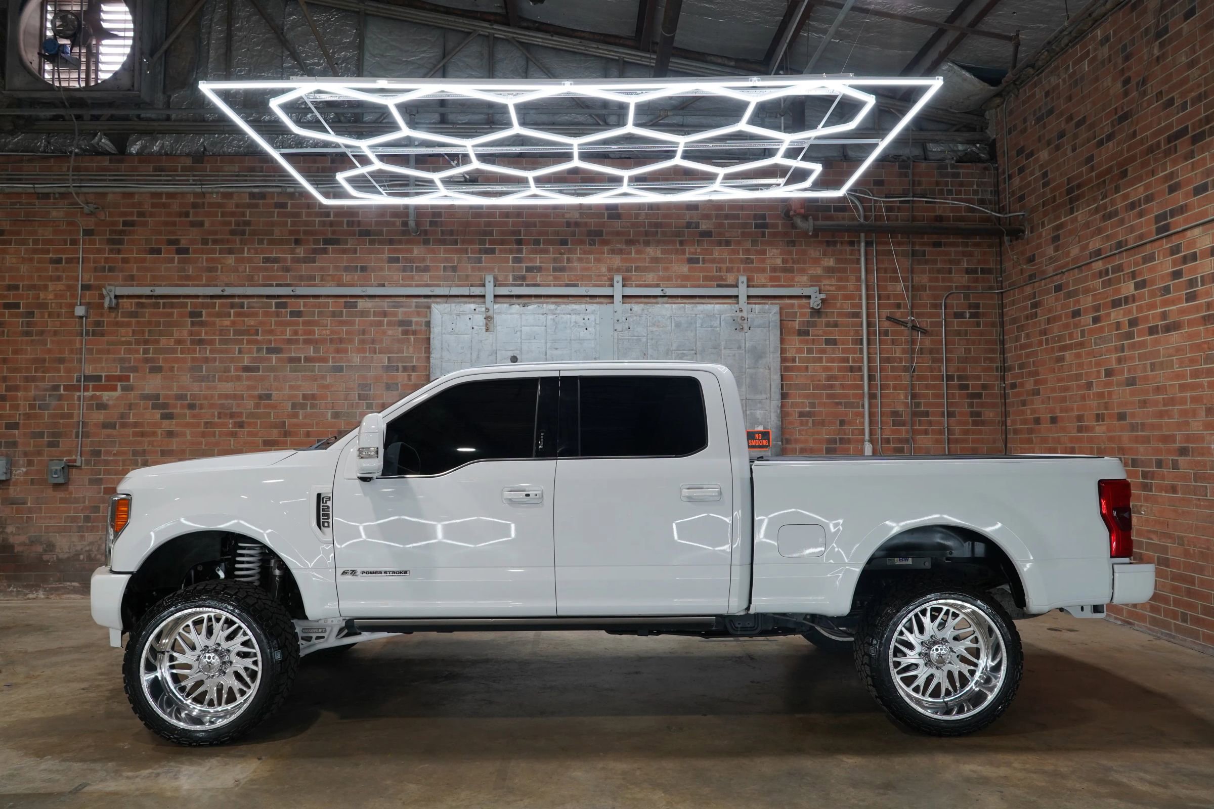 Used 2017 Ford F250 King Ranch w/ King Ranch Ultimate Package image 1