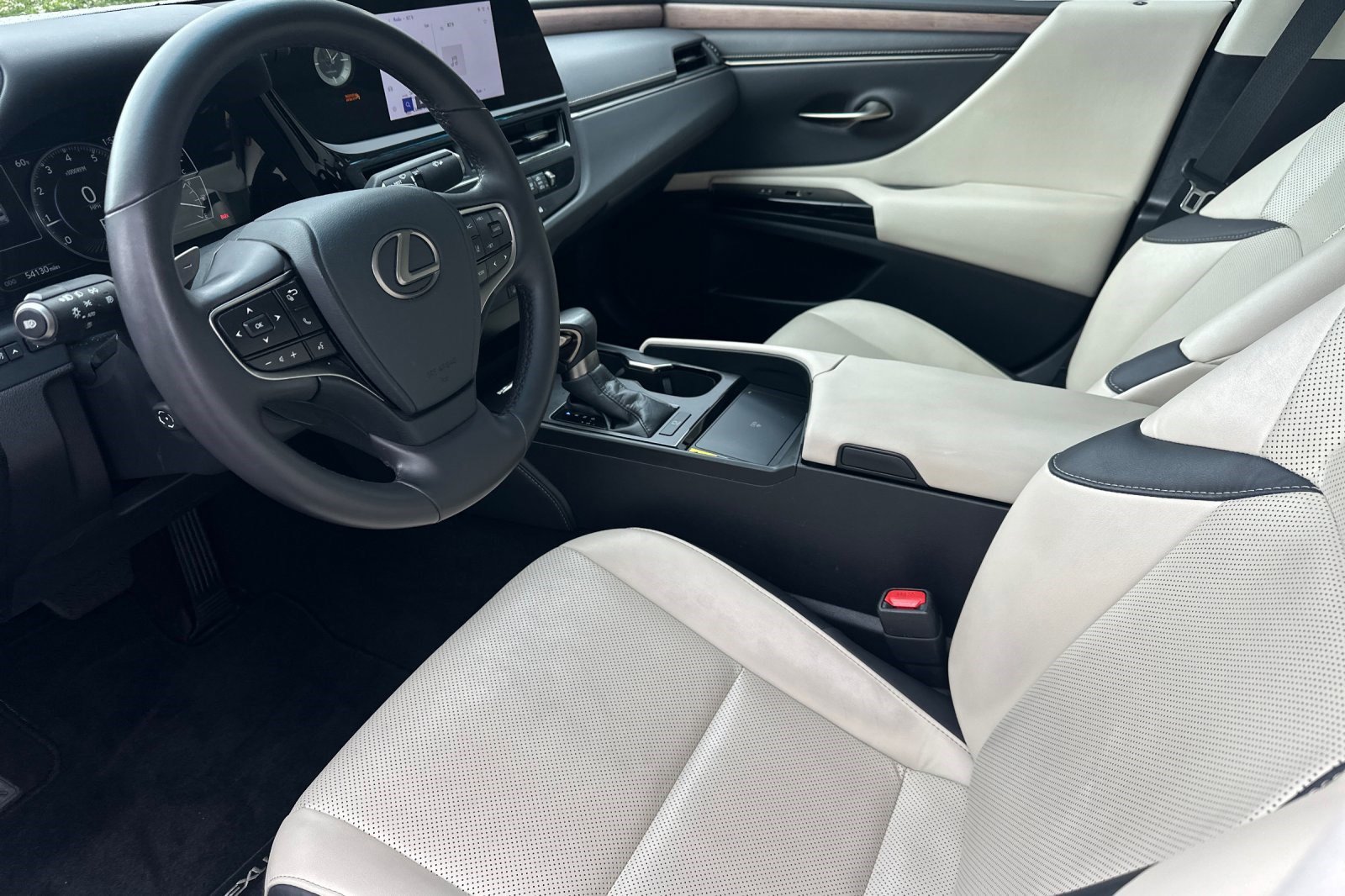 Certified 2023 Lexus ES 350 w/ Premium Package FWD image 11