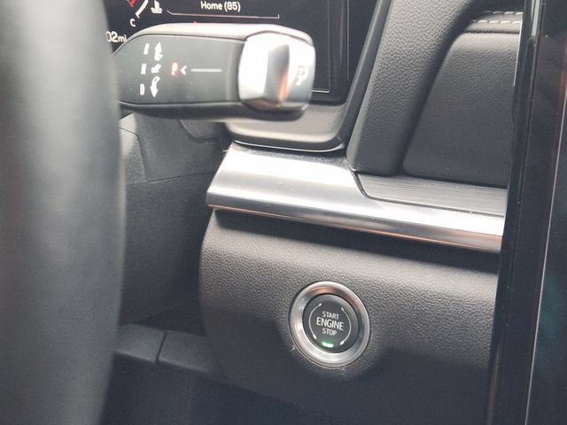 Used 2026 GMC Terrain Elevation FWD image 8
