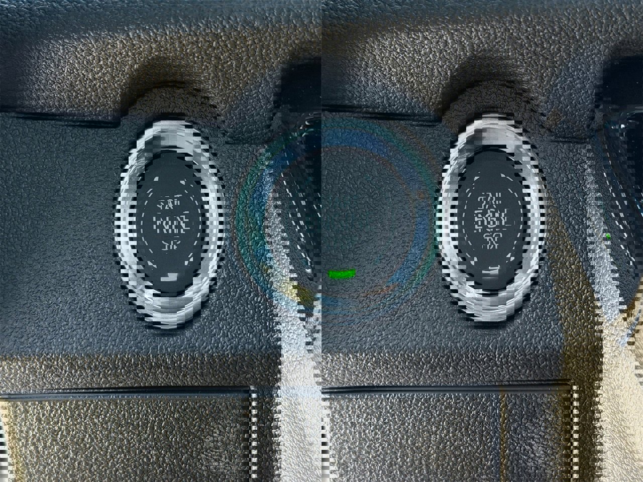 New 2026 Chevrolet Traverse RS image 18