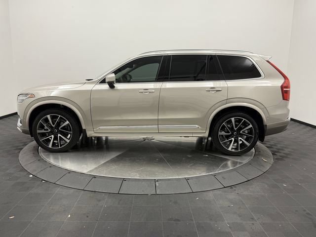 Certified 2023 Volvo XC90 B6 Plus image 4