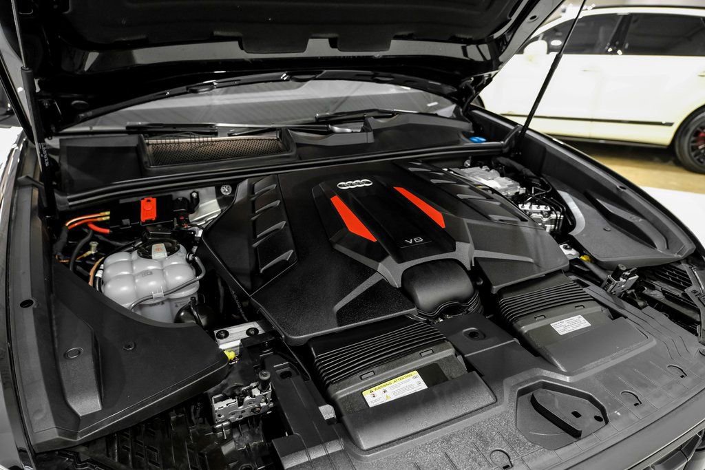 Used 2024 Audi SQ8 Premium Plus w/ Executive Package image 45