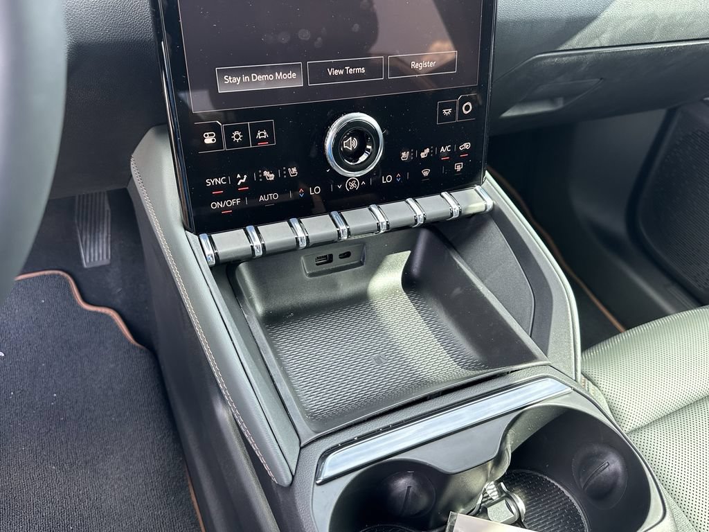 New 2026 GMC Terrain AT4 w/ Convenience Package III AWD/4WD image 24
