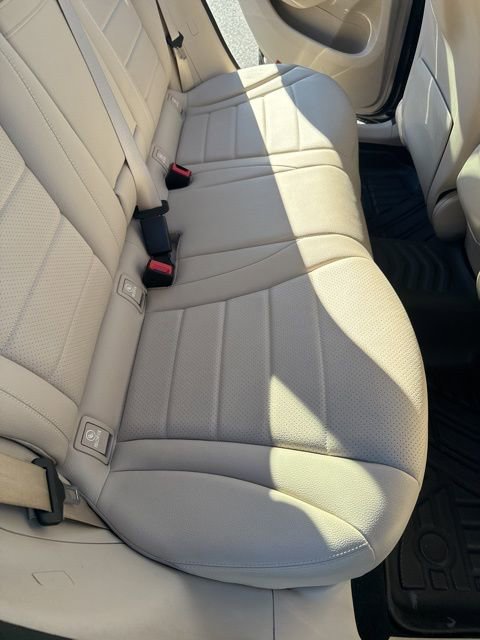 Used 2022 Mercedes-Benz GLC 300 4MATIC image 37