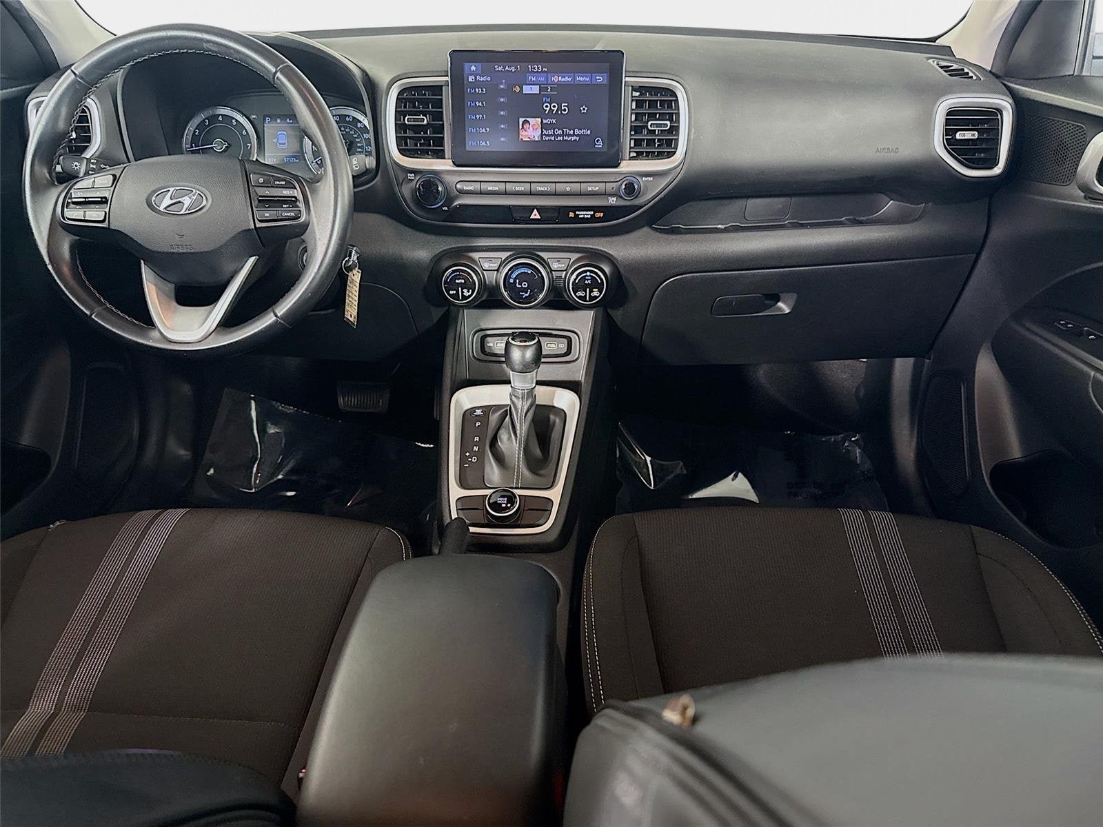 Used 2022 Hyundai Venue SEL w/ Cargo Package FWD image 24