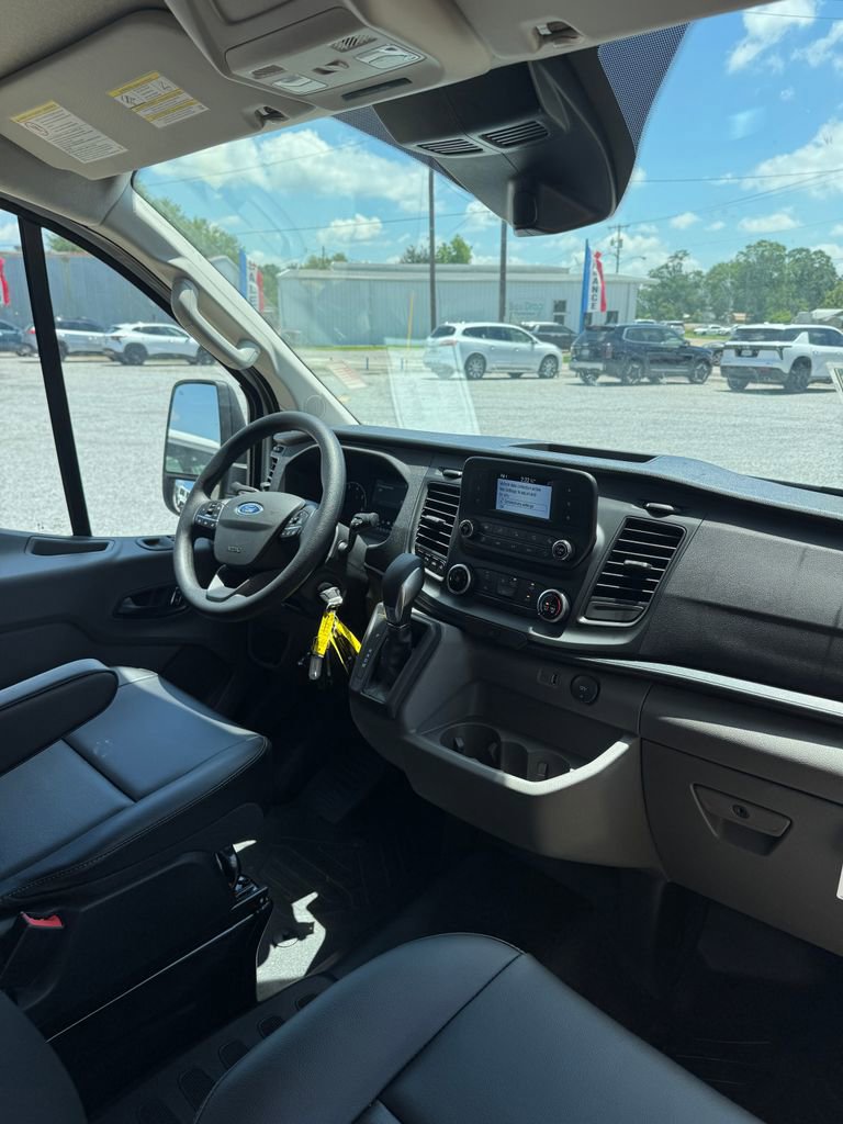 Used 2025 Ford Transit 150 Low Roof AWD image 13