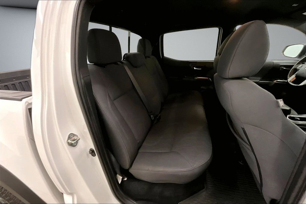 Used 2019 Toyota Tacoma TRD Off-Road AWD/4WD image 26