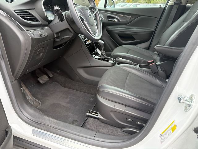 Used 2022 Buick Encore Preferred w/ Safety Package image 9