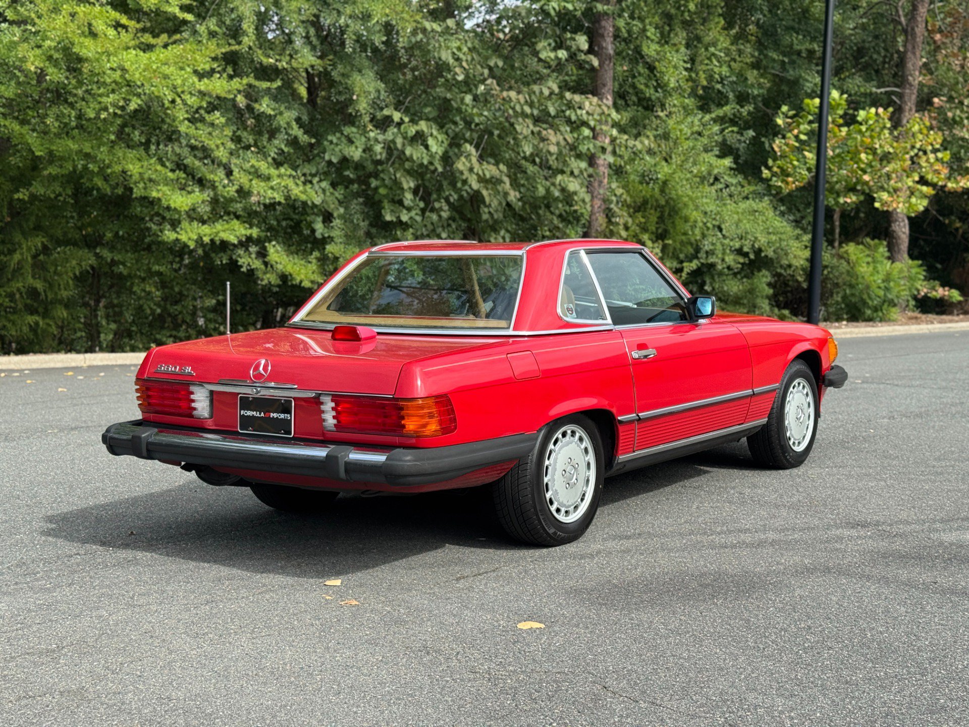Used 1987 Mercedes-Benz 560 SL image 12
