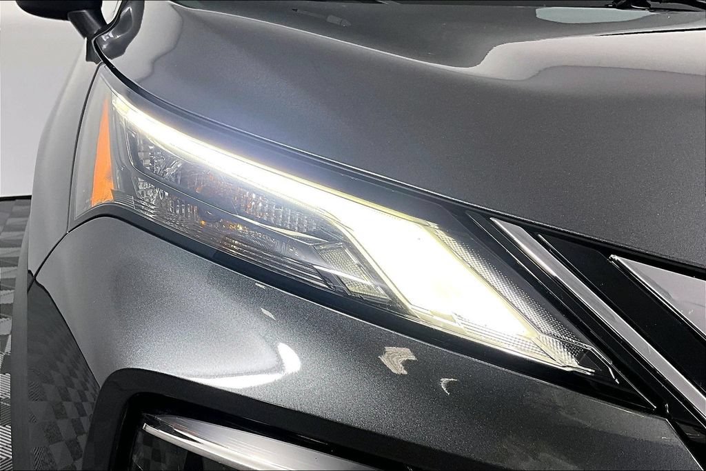 Used 2023 Nissan Rogue SV AWD/4WD image 28
