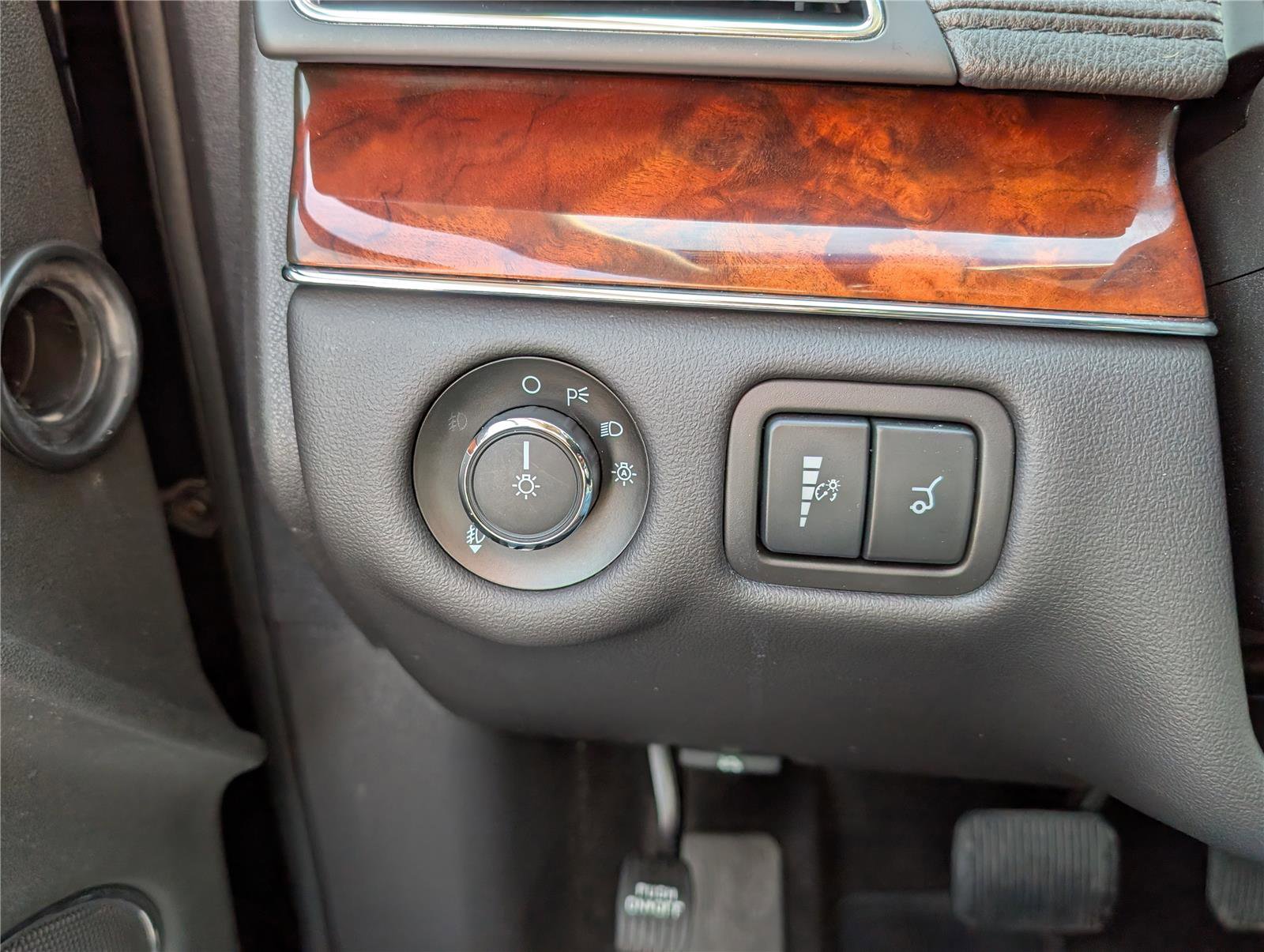 Used 2019 Lincoln MKT AWD image 20