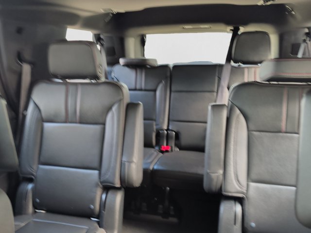 Used 2021 Chevrolet Tahoe RST w/ Luxury Package AWD/4WD image 21