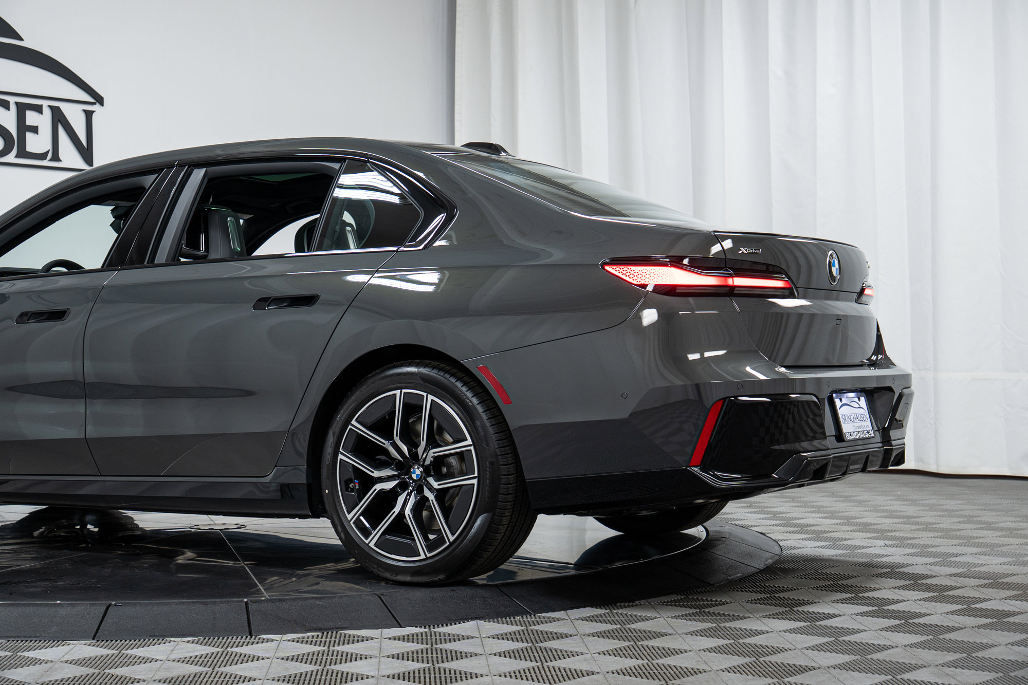 New 2026 BMW 740i xDrive image 29