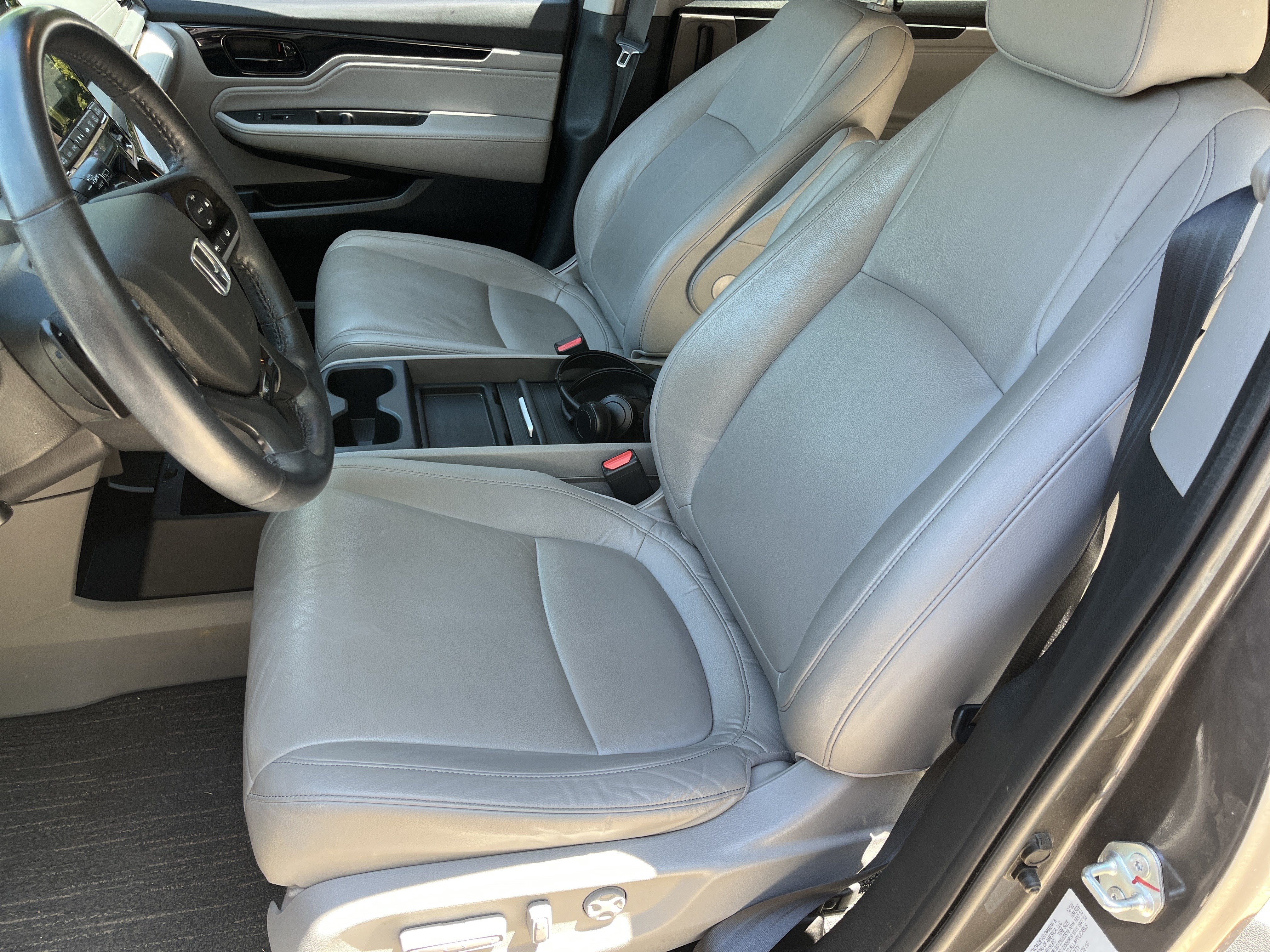 Used 2023 Honda Odyssey Touring image 17