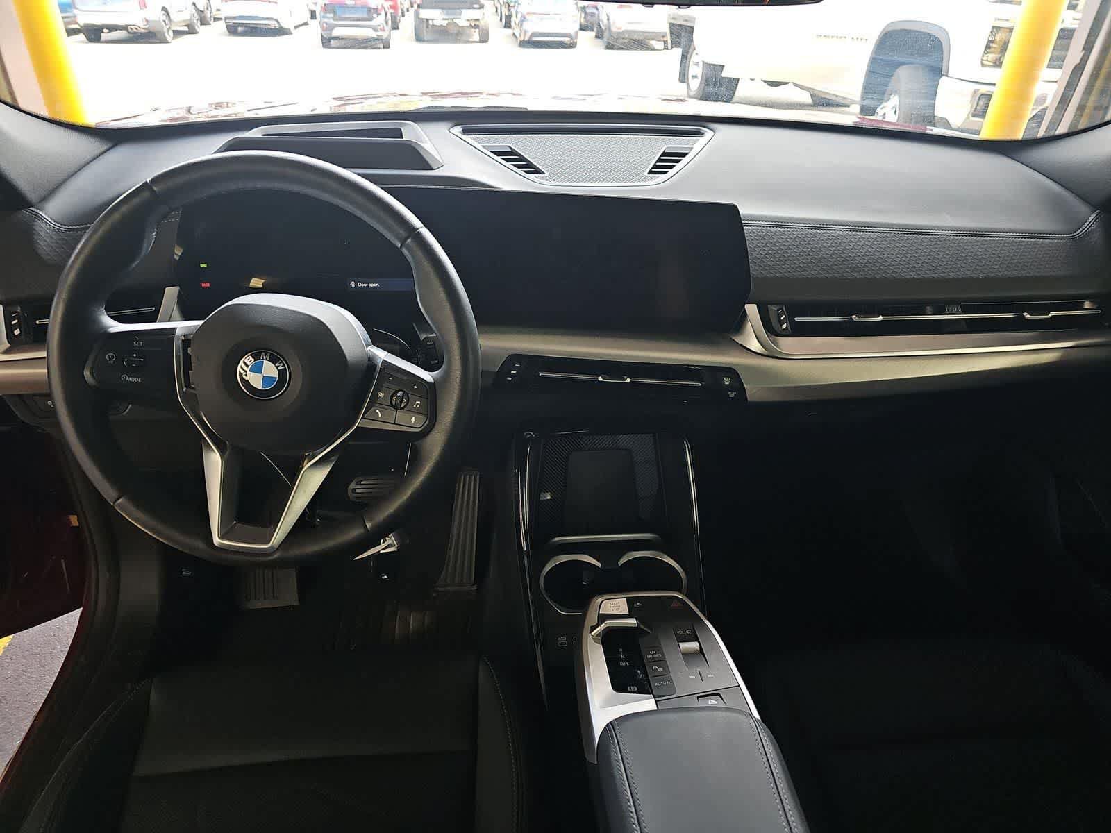 Used 2026 BMW X2 xDrive28i AWD/4WD image 16