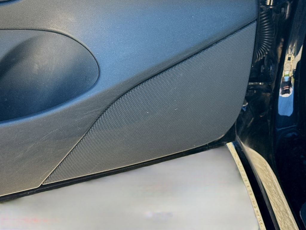 Used 2022 Tesla Model 3 Performance image 22