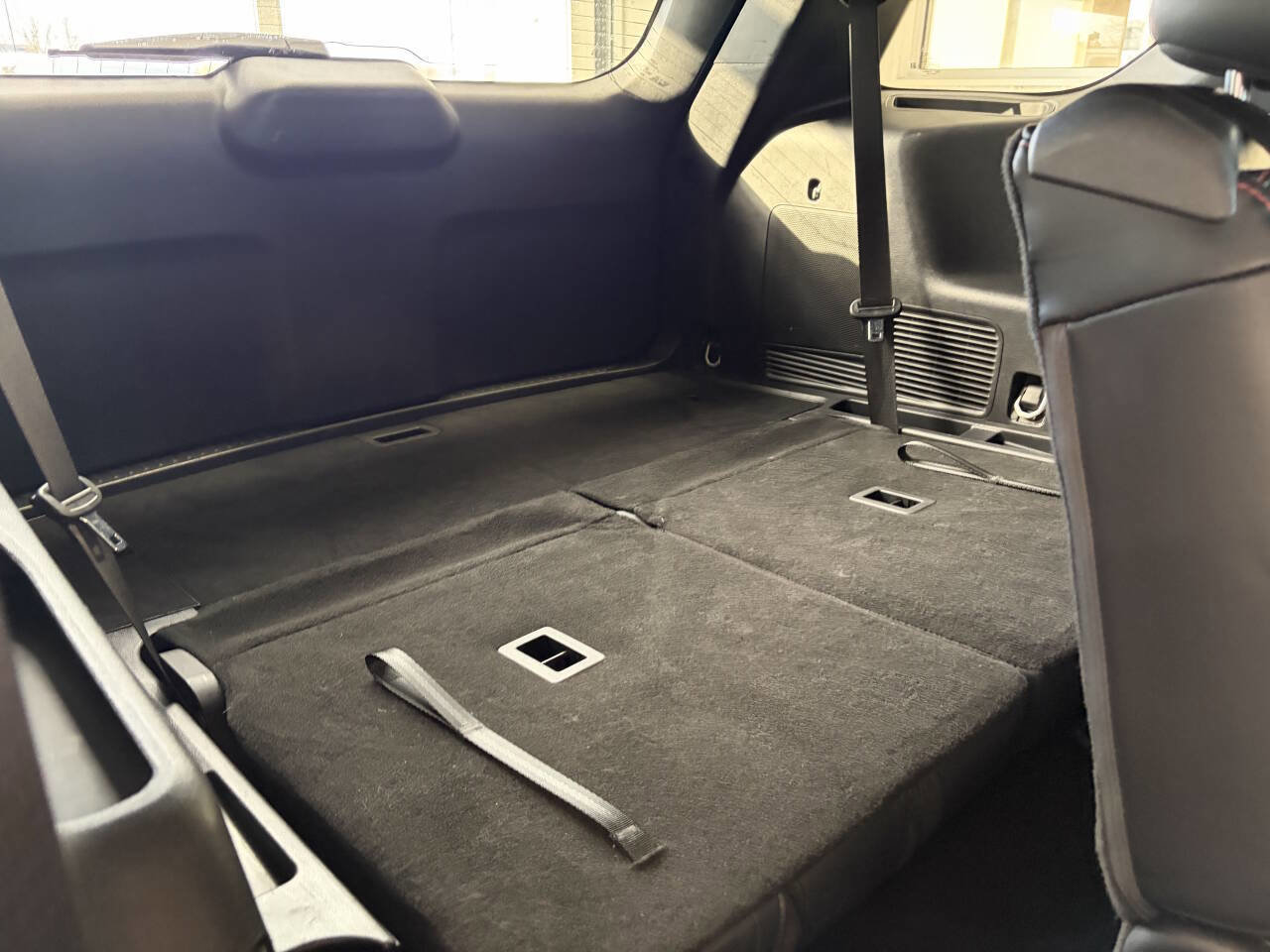 Used 2025 Ford Explorer ST-Line w/ ST-Line Street Pack image 35