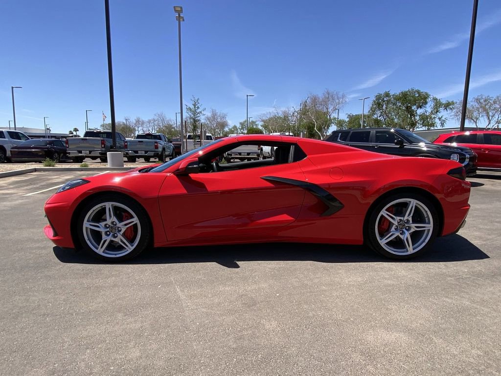 Used 2023 Chevrolet Corvette Stingray Convertible w/ 1LT RWD image 4