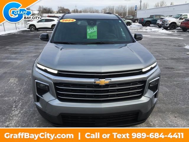 Used 2024 Chevrolet Traverse LT image 8