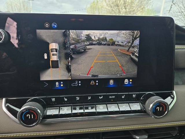 Used 2026 Chevrolet Colorado ZR2 w/ Technology Package image 12