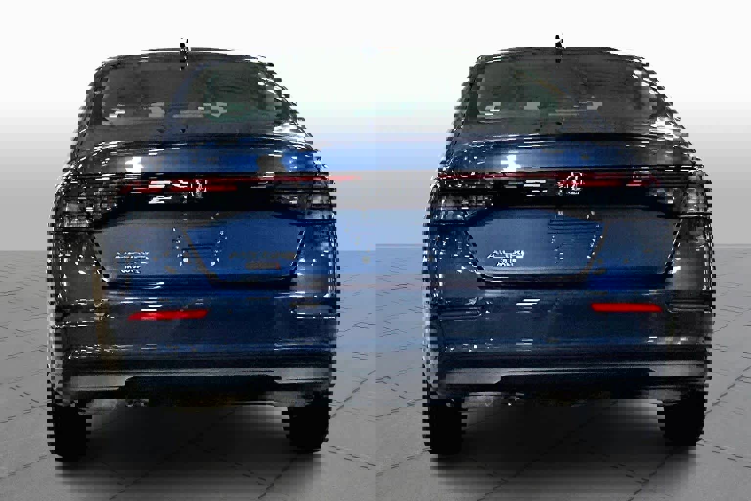 Used 2023 Honda Accord EX image 5