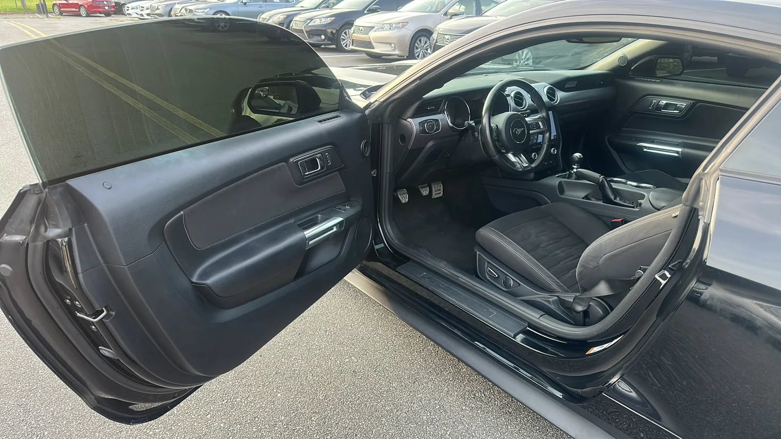 Used 2016 Ford Mustang GT RWD image 15