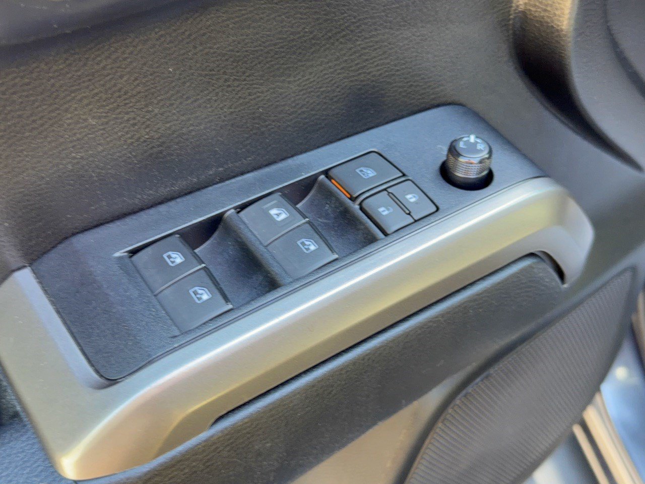 Used 2022 Toyota Tacoma SR5 w/ Technology Package RWD image 15