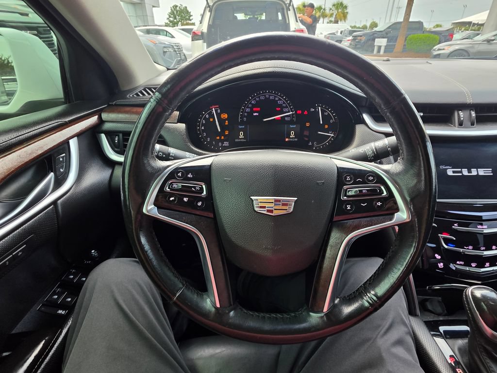 Used 2019 Cadillac XTS Luxury FWD image 16