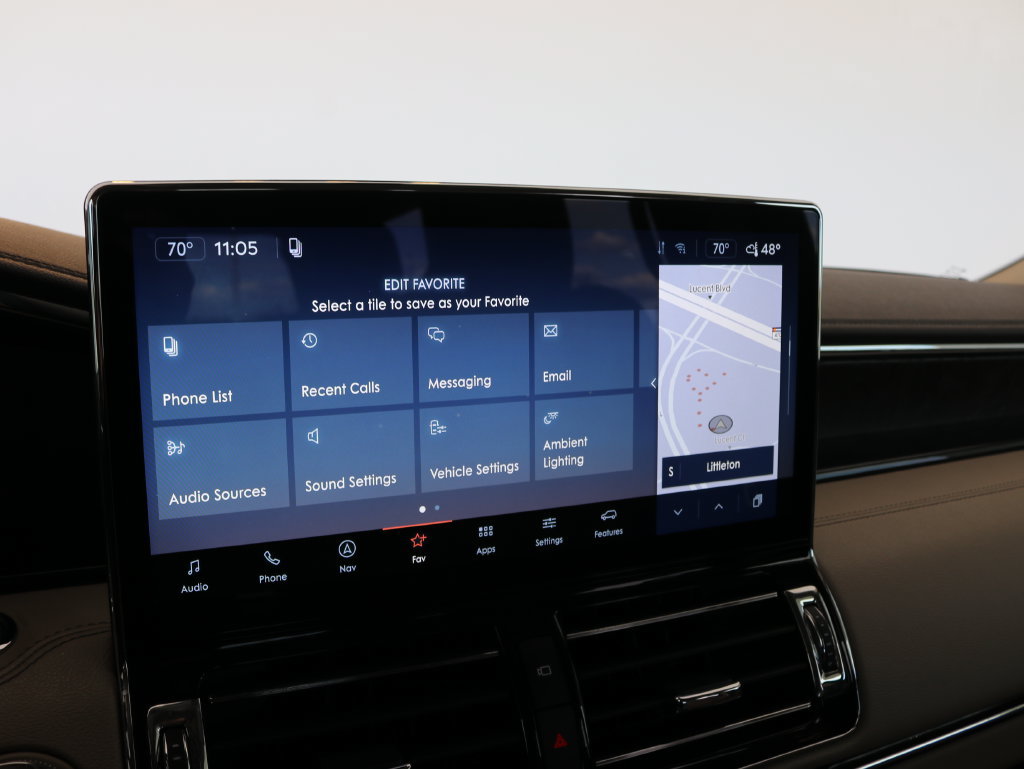 Used 2022 Lincoln Navigator Reserve AWD/4WD image 14