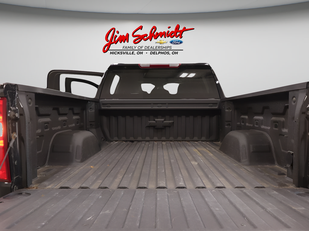 Used 2024 Chevrolet Silverado 1500 RST w/ Z71 Off-Road Package AWD/4WD image 32