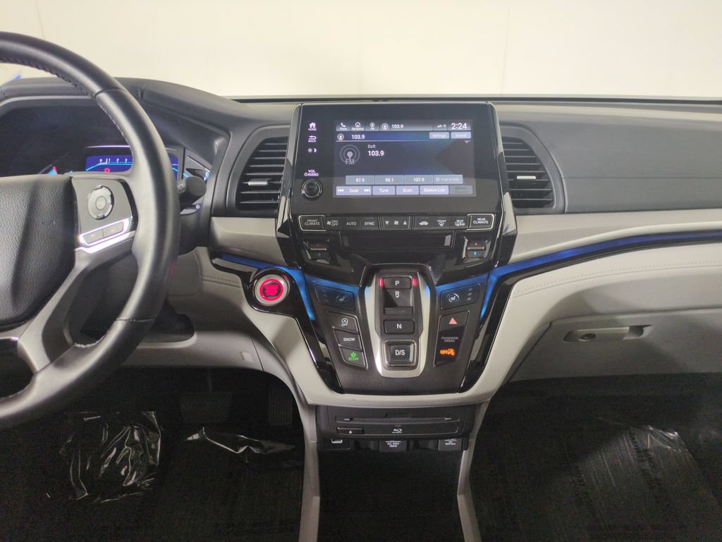Certified 2024 Honda Odyssey Touring image 21