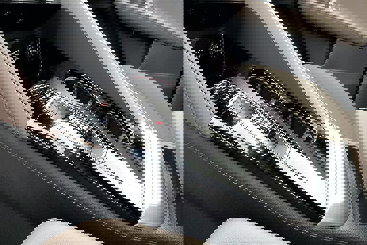 Used 2025 Audi Q5 Premium w/ Convenience Package image 7