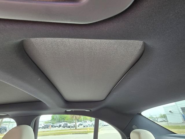 Used 2021 Mercedes-Benz E 350 4MATIC Sedan image 11