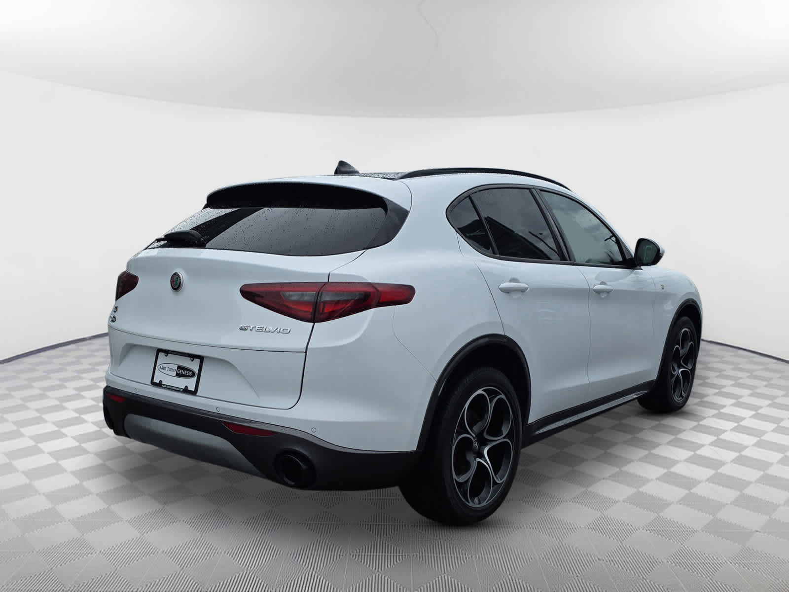 Used 2022 Alfa Romeo Stelvio Ti AWD/4WD image 6