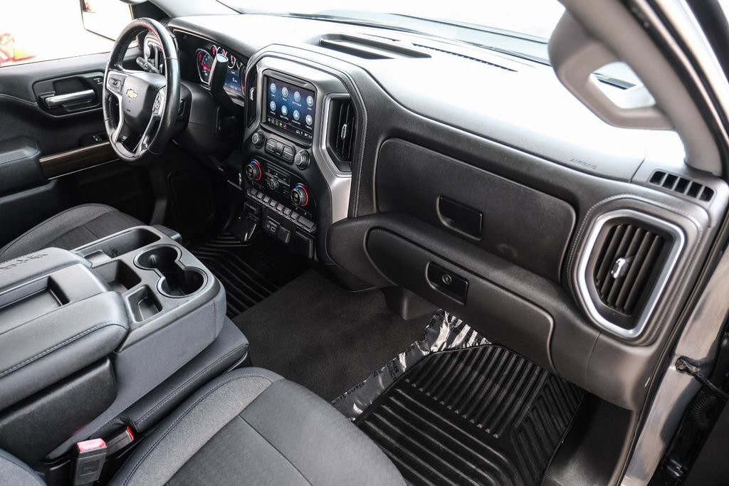 Used 2019 Chevrolet Silverado 1500 LT w/ Texas Edition AWD/4WD image 9